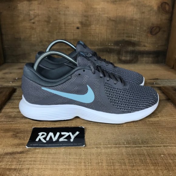 nike revolution 4 women's grey